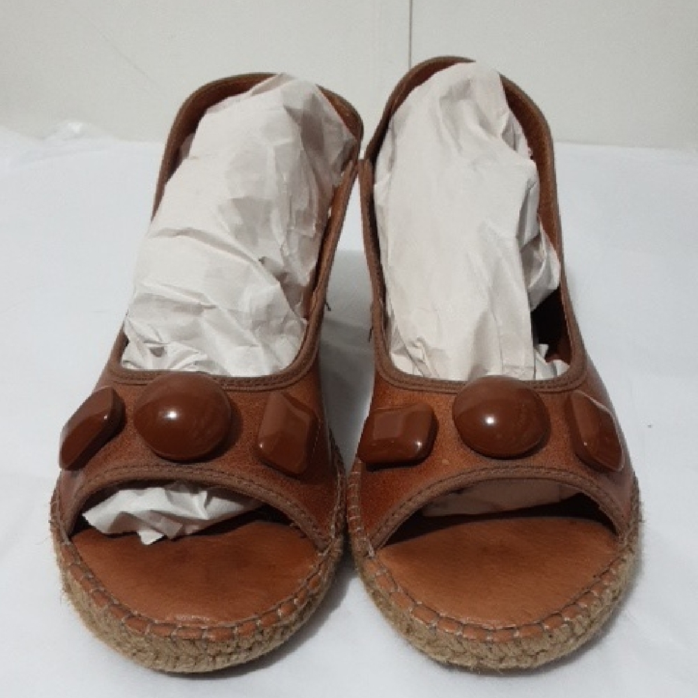 ERIC MICHAEL Brown Embellish Bead Top European  Women's 38 Sandals‎